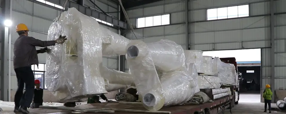 GK1850雷蒙磨粉机装车发往四川
